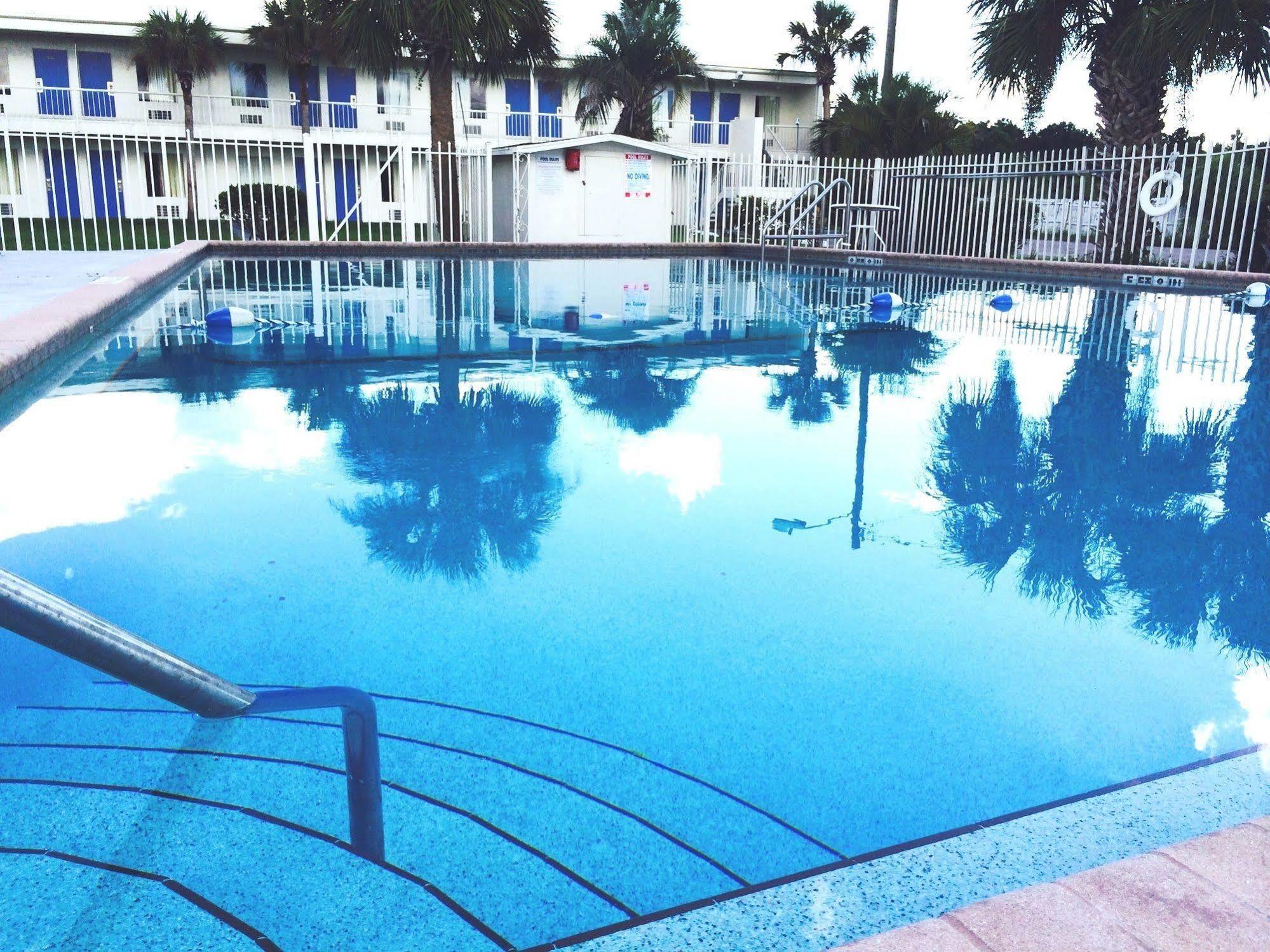 Red Roof Inn Wildwood, Fl - The Villages Exteriör bild